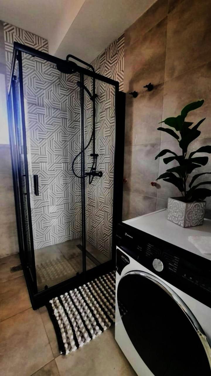 Dimitri - House Apartment *